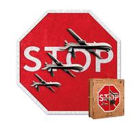 Puzzle Bois Banksy 450 Pièces Tireur de Fleurs Art Urbain Décoratif Créatif pour Adultes Activité Relaxante Casse-Tête Moderne Artisanat Écologique 40x40 cm Découpé au Laser Cadeau Original