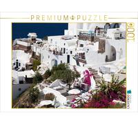 Puzzle · Complexe hôtelier à Oia, Santorin, Grèce | Complexe hôtelier raffiné à Oia · Un havre de paix offrant une… · 1000 pièces · Format assemblé 64 × 48 cm · CALVENDO Puzzle