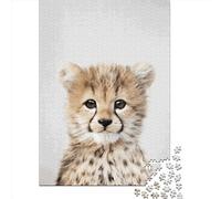 Puzzle carré coloré de 1000 pièces représentant Un bébé guépard (38 x 26 cm) pour Adultes et Toute la Famille. Activité idéale pour Toute la Famille.