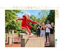 Puzzle · des Seniors dynamiques et Pleins d'énergie | profiter pleinement de la vie · Une retraitée adepte du parkour · 1000 pièces · Format assemblé 64 × 48 cm · CALVENDO Puzzle