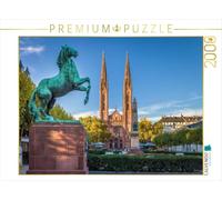 Puzzle · La Luisenplatz, avec Le Monument à Orange et l'église | Sainte-Louise, à Wiesbaden, en Hesse · Statue équestre en… · 2000 pièces · Format assemblé 90 × 67 cm · CALVENDO Puzzle