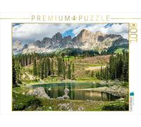 Puzzle · Le lac de Carezza et Le Massif du Rosengarten dans Les Dolomites | Une oasis dans la vallée de l'Eggental, dans le Tyrol du Sud · 1000 pièces · Format assemblé 64 × 48 cm · CALVENDO Puzzle