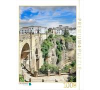 Puzzle · Le Ponte Nueva, avec Vue sur Le Quartier situé en Face | Perchée sur un plateau rocheux, la pittoresque ville de Ronda… · 1000 pièces · Format assemblé 64 × 48 cm · CALVENDO Puzzle
