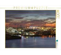 Puzzle · Le Port Industriel de Hambourg et Le Pont de Köhlbrand | Entre lueur chaleureuse et lointain infini · 2000 pièces · Format assemblé 90 × 67 cm · CALVENDO Puzzle