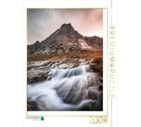 Puzzle · Norwegen Wasserfall | Berg Stortinden auf den Lofoten · 2000 pièces · Format assemblé 90 × 67 cm · CALVENDO Puzzle