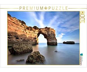 Puzzle · Rochers près de Benagil | Des formations rocheuses étranges en grès près de Benagil · 1000 pièces · Format assemblé 64 × 48 cm · CALVENDO Puzzle