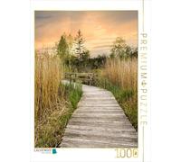 Puzzle · Sentier en Bois à Travers Les Marais | Un motif du calendrier "Schwabens Riede und Moore" (marais et… · 1000 pièces · Format assemblé 64 × 48 cm · CALVENDO Puzzle