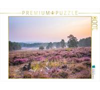 Puzzle · Une nouvelle journée commence | Brume matinale dans la lande de Mehlingen · 1000 pièces · Format assemblé 64 × 48 cm · CALVENDO Puzzle