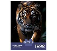 Puzzles pour Adolescents 1000 Pièces Tiger Walking Forward in Dark Forest Puzzle Jeu Familial Décoration Parfaite Cadeaux Uniques pour Anniversaire Et Noël 52x38cm/1000pcs