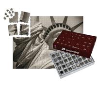 puzzleYOU : Calendrier de l'Avent | « Gros Plan sur la Statue de la Liberté en Noir et Blanc »