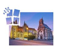 puzzleYOU : Calendrier de l'Avent | « La Chapelle Saint-Michel et la cathédrale Sainte-Elisabeth à Kosice, en Slovaquie Orientale »