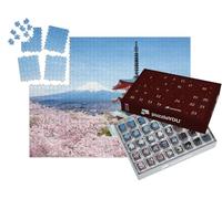 puzzleYOU : Calendrier de l'Avent | « Pagode Chureito et Mont Fuji dans Une mer de cerisiers en Fleurs, Japon »
