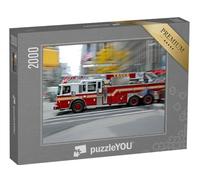 puzzleYOU : Puzzle de 2000 pièces « Un Camion de Pompiers sur Le Chemin Le Plus Rapide vers Le Lieu d'intervention »