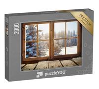 puzzleYOU : Puzzle de 2000 pièces « Vue sur la forêt hivernale enneigée à Travers Une fenêtre de cabane »