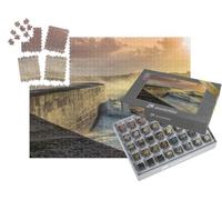 puzzleYOU : Smart Sorted® | Puzzle Photo 1000 pièces « De Grandes Vagues se fracassant sur Un Pilier de Pierre incurvé - Saint Malo, France. »