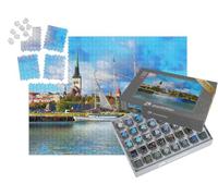 puzzleYOU : Smart Sorted® | Puzzle Photo 1000 pièces « Grand voilier Historique Devant la Vieille Ville de Tallinn, Estonie »