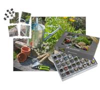 puzzleYOU : Smart Sorted® | Puzzle Photo 1000 pièces « Outils de Jardinage sur la pelouse du Jardin »