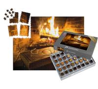 puzzleYOU : Smart Sorted® | Puzzle Photo 1000 pièces « Vieux Livre avec Une Paire de Lunettes Devant Une cheminée, feu crépitant »