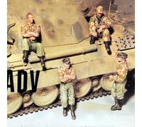 QLKFTRVNH 1/35 WWII German Tanker Resin Soldier Model Kit Maquette en résine non peinte et non assemblée (4 figurines, pas de chars) //U8w3Z2