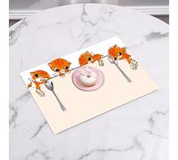 QRFASFZO Sets de Table Lavable, Lot de 6 Sets de Table Plastique PVC, Résistant à la Chaleur, Antidérapant,Quatre Chatons tigrés Orange avec des Rayures Uniques et des Yeux innocents, rendent,45x30cm