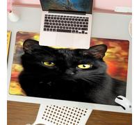 QRFASFZO Tapis de Souris Gaming - 30x80 cm - Tapis de Souris Esports - Ne Glisse jamais - Couverture complète du Bureau - Animal, Un Chat Noir élégant aux Yeux Jaunes regardant au Loin, sur Fond Arti
