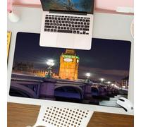 QRFASFZO Tapis de Souris Gaming - 30x80 cm - Tapis de Souris Esports - Ne Glisse jamais - Couverture complète du Bureau - Paysage Nocturne enchanteur de Londres, l'emblématique Big Ben Brille au-dess