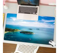QRFASFZO Tapis de Souris Gaming - 30x80 cm - Tapis de Souris Esports - Ne Glisse jamais - Couverture complète du Bureau - Île de Koh Kaeo à l'océan avec des Bateaux Flottant près du Rivage Photo Roma