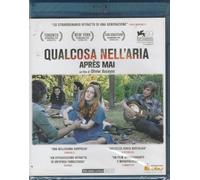 Qualcosa Nell'aria [Region Free] [Blu-ray]