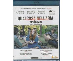 Qualcosa Nell'aria [Region Free] [Blu-ray]