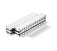 QUARKZMAN 6 Pcs Aimant Autocollant Rectangulaire 50x10x3mm Aimants Extra Puissants Petits Plats Fixation Magnétique pour Bureaux, Tableaux Magnétiques, Armoires de Cuisine, Artisanat
