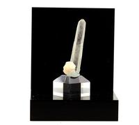 Quartz + Calcite. 105.5 Ct. Chifeng, Inner Mongolia, Chine.