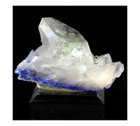 Quartz + Dumortierite. 1097.0 Ct. Vaca Morta Quarry, Bahia, Brésil.