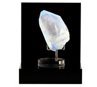 Quartz + Dumortierite. 284.5 Ct. Vaca Morta Quarry, Bahia, Brésil.