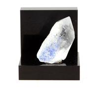 Quartz + Dumortierite. 65.33 Ct. Vaca Morta Quarry, Bahia, Brésil.