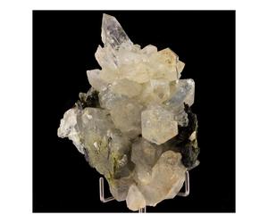 Quartz + Epidote. 720.0 Ct. Saint-Véran, Hautes-Alpes, France.