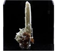 Quartz Sceptre + Siderite. 520.0 Ct. Nikolaevskiy Mine, Dalnegorsk, Russie.