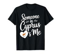 Quelqu'un À Chypre M'aime Longue Distance T-Shirt