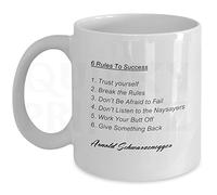 Quirky Printz Novelty 6 règles du succès Arnold Schwarzenegger Mug avec coffret cadeau Inscription SK140