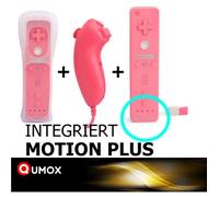QUMOX 2 en 1 Manette Wiimote motion plus intégrée - Nunchunk - Housse Protection pour Wii-Manettes rose compatible de marque QUMOX