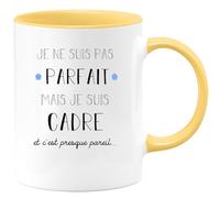 quotedazur Café-Croissant - Mug Je Ne Suis Pas Parfait Mais Je Suis Cadre - Cadeau Métier Travail Cadeau Pot De Départ Chef Mutation Tasse Retraite Noël Au - Jaune/Céramique