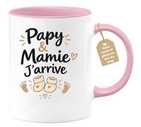 quotedazur Café-Croissant - Mug Papy & Mamie J'arrive - Rose/Céramique | Annoncer une future arrivée avec ce mug adorable.