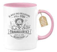 quotedazur Café-Croissant - Mug Personnalisé Collègue Travail - Il N'est Pas Obligatoire D'être Fou Pour Travailler Ici Mais Ça Aide Beaucoup ! - Cadeau Pot De Départ, Stagiaire, Manager, Secret Sant