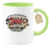 quotedazur Café-Croissant - Mug Personnalisé Collègue Travail - Il N'est Pas Obligatoire D'être Fou Pour Travailler Ici Mais Ça Aide Beaucoup ! - Cadeau Pot De Départ, Stagiaire, Manager, Secret Sant