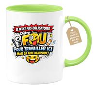 quotedazur Café-Croissant - Mug Personnalisé Collègue Travail - Il N'est Pas Obligatoire D'être Fou Pour Travailler Ici Mais Ça Aide Beaucoup ! - Cadeau Pot De Départ, Stagiaire, Manager, Secret Sant