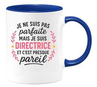 quotedazur Café-Croissant - Mug Personnalisé Je Ne Suis Pas Parfaite Mais Directrice, C'Est Presque Pareil Cadeau Femme Tasse Pour Noël - Bleu/Céramique