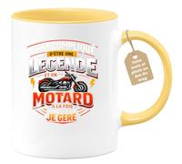 quotedazur Café-Croissant - Mug Personnalisé Moto - Tasse C'est Compliqué D'être Une Légende Et Un Motard À La Fois Mais Ça Va Je Gère - Cadeau Motard Homme - Jaune/céramique