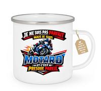 quotedazur Café-Croissant - Mug Personnalisé Moto - Tasse Je Ne Suis Pas Parfait Mais Je Suis Motard Et C'est Presque Pareil - Cadeau Motard Homme - Blanc/emaille