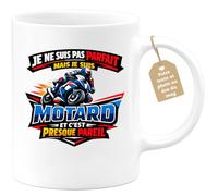 quotedazur Café-Croissant - Mug Personnalisé Moto - Tasse Je Ne Suis Pas Parfait Mais Je Suis Motard Et C'est Presque Pareil - Cadeau Motard Homme - Blanc/céramique