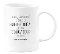 quotedazur Café-Croissant - Mug Personnalisé Tasse Cadeau C'Est Compliqué D'Être Un Homme Noël Et Educateur À La Fois Mais Ca Va Je Gère - Blanc/Céramique