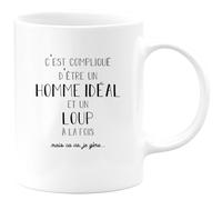 quotedazur Café-Croissant - Mug Personnalisé Tasse Cadeau Compliqué D'Être Un Homme Noël Et Un Loup Mais Ça Va Je Gère - Blanc/Céramique